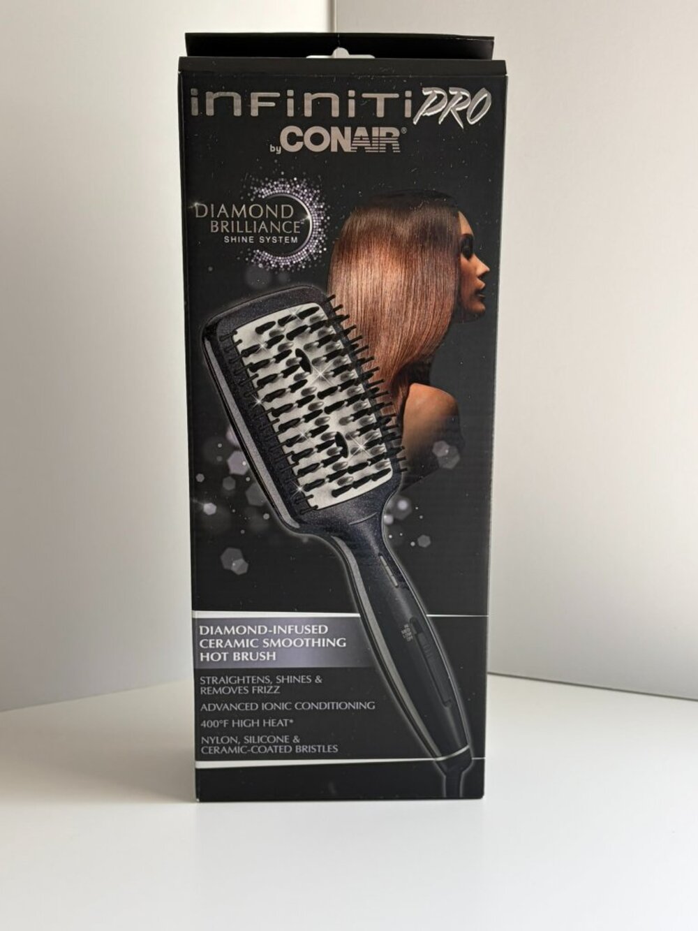 NIB Infiniti Pro by Conair Diamond Brilliance Ceramic Smoothing Hot Brush